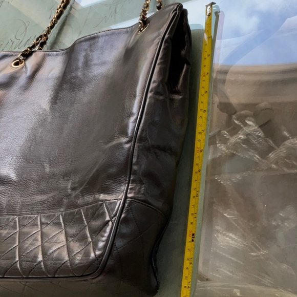 Vintage Chanel Tote, 100% Authentic, 14 x 14 - Picture 12 of 15